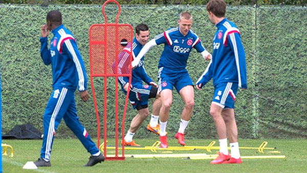 在每场比赛 在每场比赛