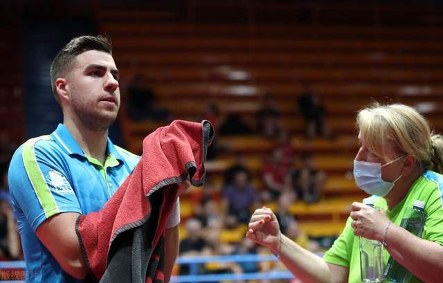 目上突破重 目上突破重