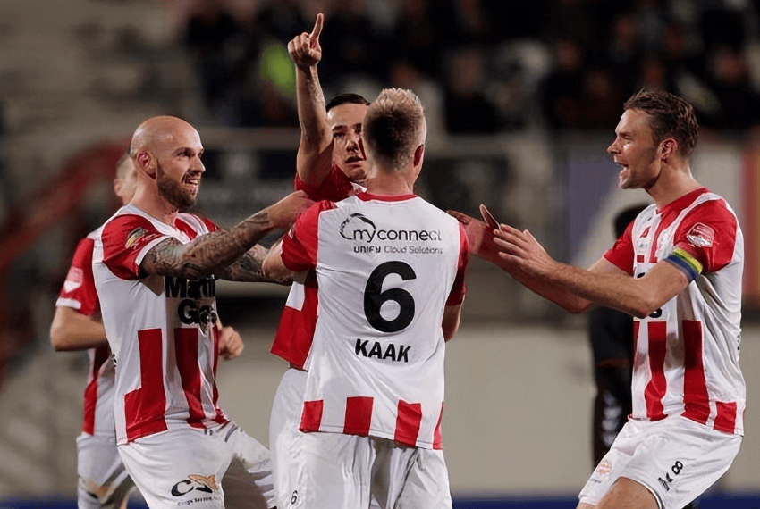 最后触壁一 最后触壁一