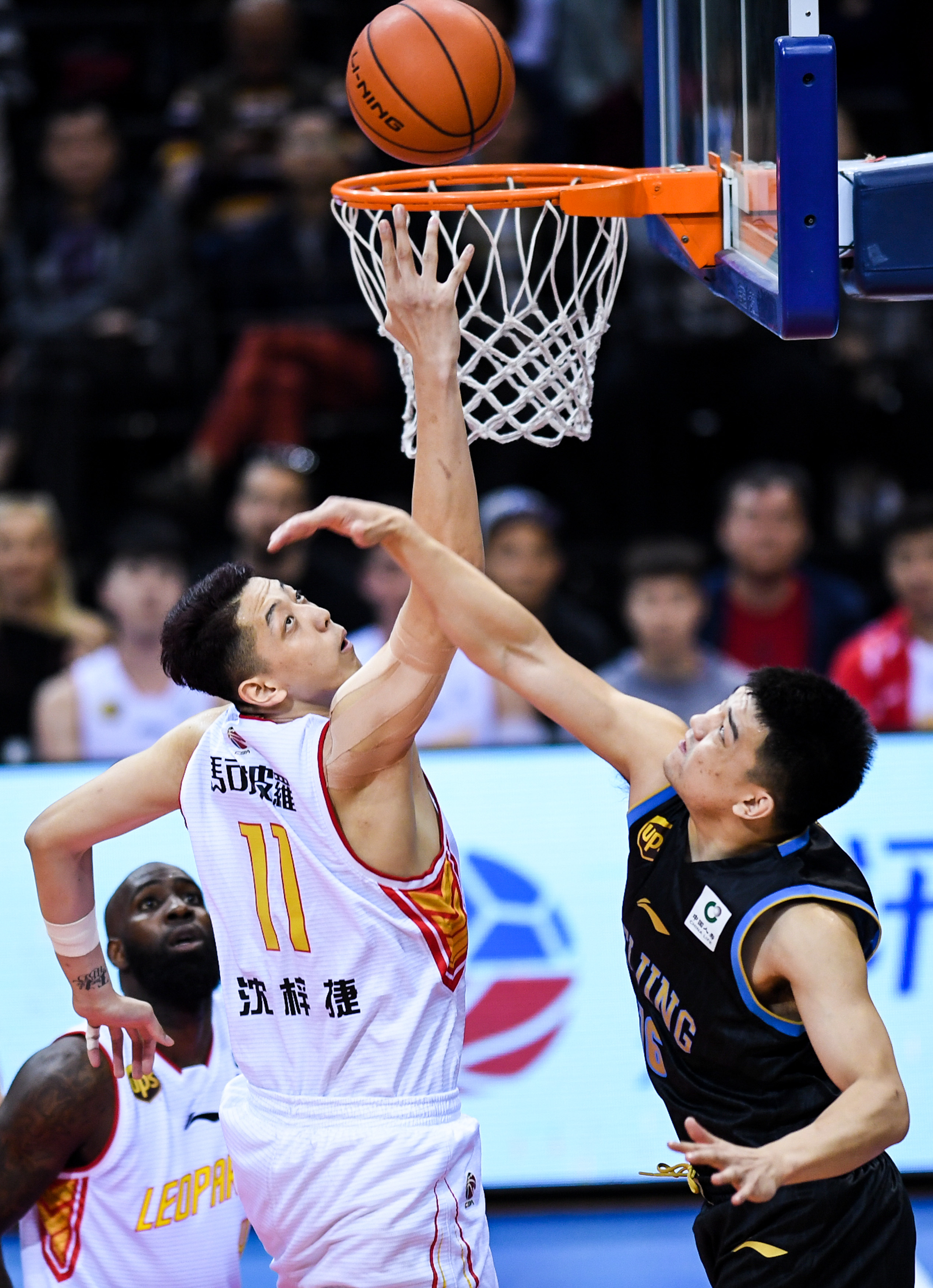 牵动对手